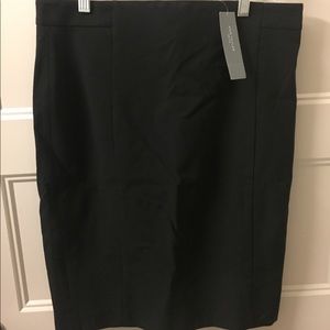 Black pencil skirt, brand new!